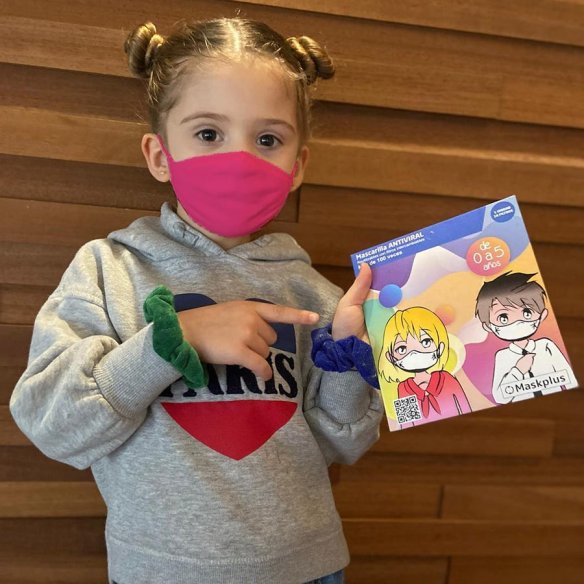 Mascarilla infantil maskplus rosa tejido antiviral reutilizable de 3 a 5 años 1 unidad 10 filtros 