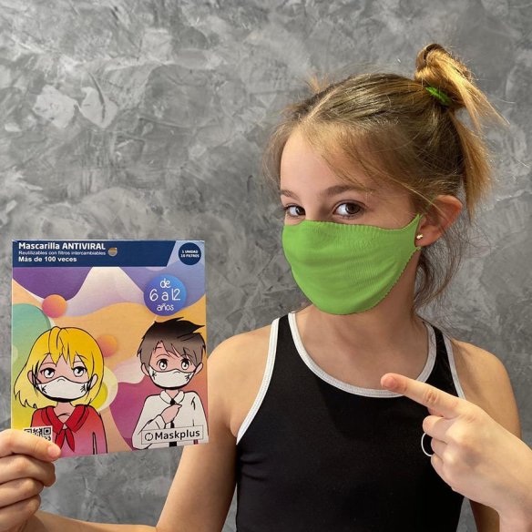 Mascarilla infantil maskplus verde tejido antiviral reutilizable de 6 a 12 años 1 unidad 10 filtros 